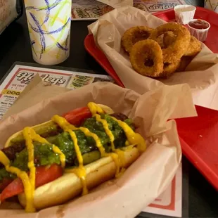 The fabulous Windy City Dog (without onions). I needed a knife and fork at the end to finish strong.