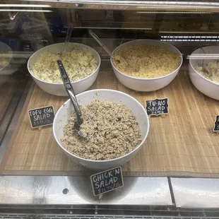 The tuno salad was really good, I liked the chick'n salad as well.