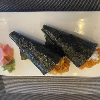 Spicy Crunch Salmon Roll