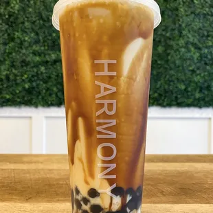 Caramel bubble milk black tea