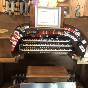 Pipe organ
