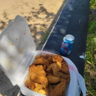 chicken, chicken wings and fried chicken, poultry, fried chicken wings, bbq wings, chicken wings, bbq chicken, fried chicken, food