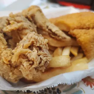 Catfish &amp; wings combo...
