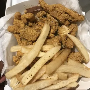 Small Catfish Nuggets Fries