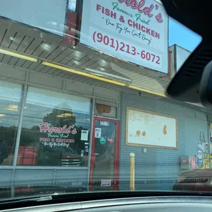 Harold's chicken in Memphis