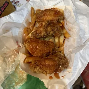4 party wings. Order was for 4 whole chicken wing dinners. This is what was received. .
