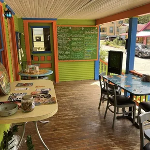Shaded, colorful patio dining