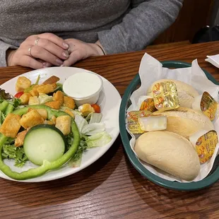 Side salad and rolls