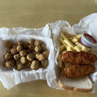 Fried okra &amp; Chicken tenders (happy hour special)