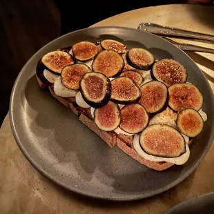 Fig and ricotta toast