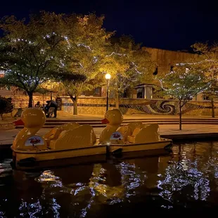 Riverwalk Duck Boats