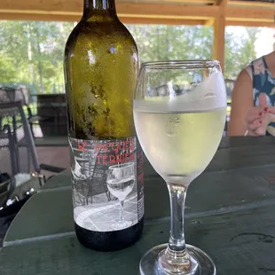Le Jacques Terrier wine