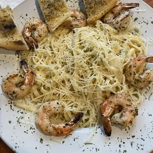 Alfredo w/grilled shrimp
