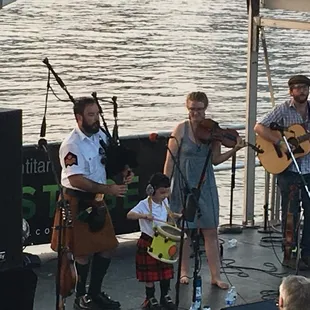 A little Irish music on the Mississipi on  Harriet Island... the little drummer was awesome!