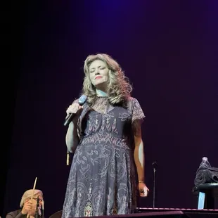 Mandy Barnett, Nashville songs  Bravo