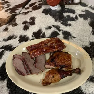 3 meat combo . Brisket chicken and ribs