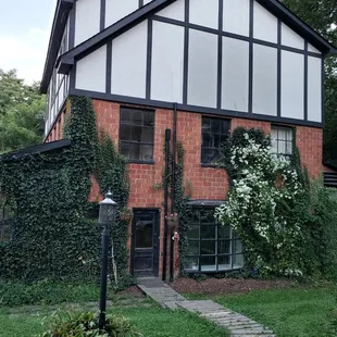 Harris Glen The Enchanted Story Cottage Side entry