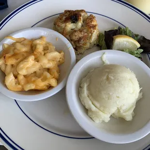 Harbourside Crabcake with mash and Mac