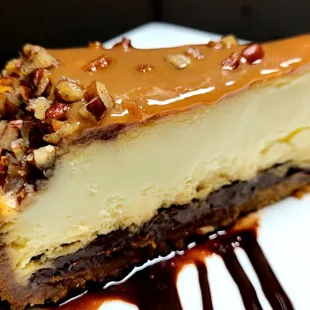 Caramel Fudge Cheesecake