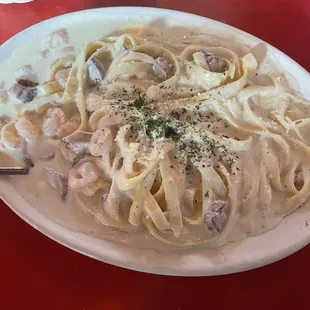 Alfredo Carbonara with Shrimp