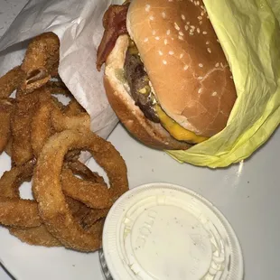 Bacon Avocado Cheeseburger combo