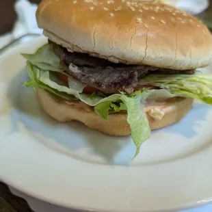 Avocado burger no cheese and no onions