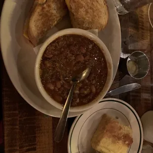 Chili with cornbread and grilled cheese