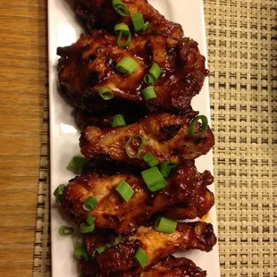 Room service: Grilled chicken wings