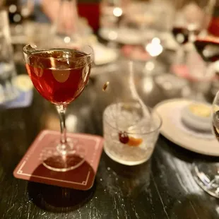 Manhattan with side caddy