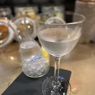 HARRY'S FAMOUS MARTINI