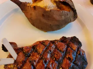 Manny's Original Chophouse