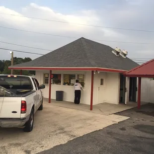 a car parked in front of a building