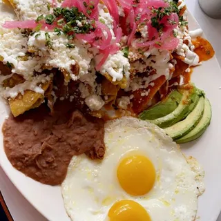 Chilaquiles Divorciados (Spicy)