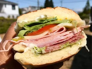 Mr Pickle's Sandwich Shop