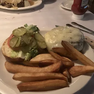 Today me and my mom went to Harry's steakhouse I had the best burgers and fries The food was delicious