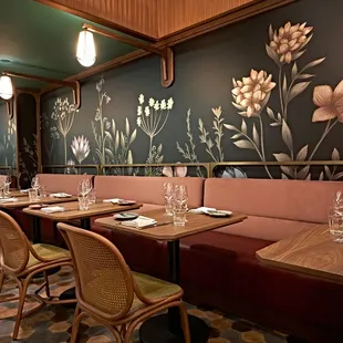 Harta Dining Room