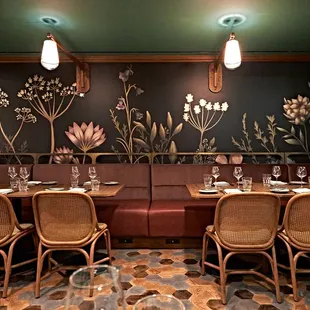 Harta Dining Room