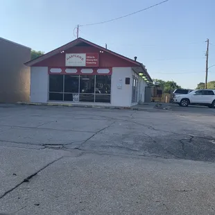 To right to the right