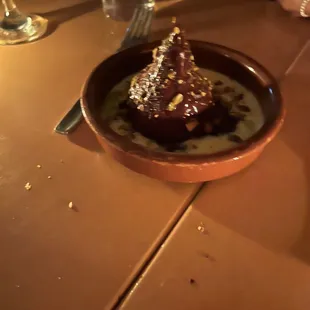 Poached pear w cream anglaise