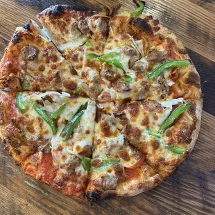 Evolution pizza, veggies