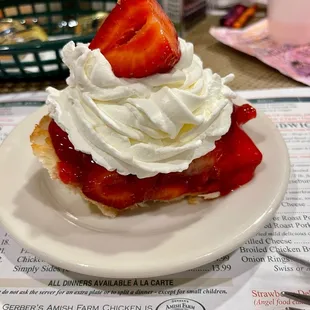 Fresh strawberry pie