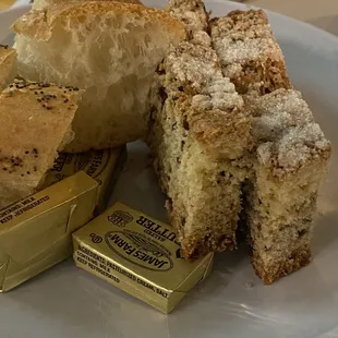 Bread service