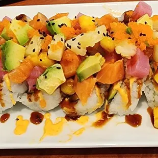 a plate of sushi