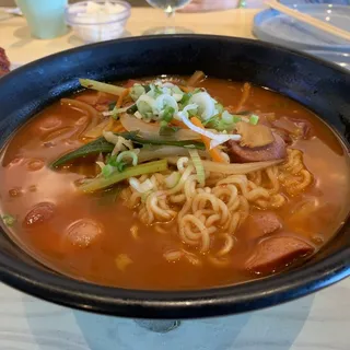 Army Ramyeon