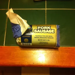 a roll of pork sausage