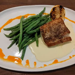 Fresh catch of the day - mahi with haricot verts