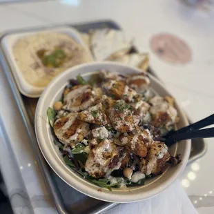 Mediterranean Salad with chicken from Zatar