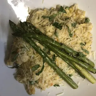 Vegetable risotto with asparagus