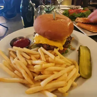 Cheeseburger