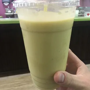 Large Heart Plus Smoothie: Mango, Avocado, Banana and Pineapple